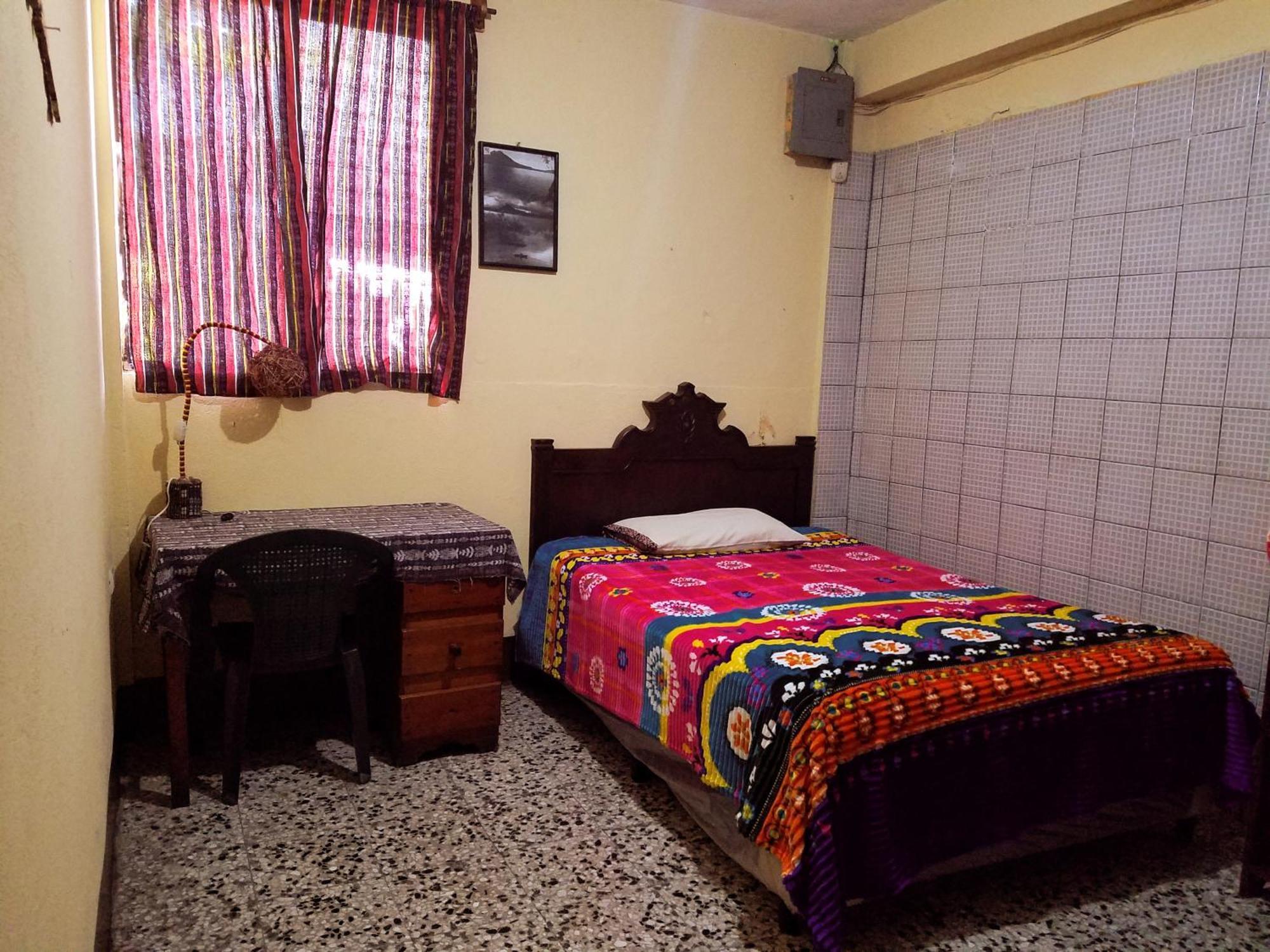 Casa Guillermo Batz Bed & Breakfast San Pedro La Laguna Room photo